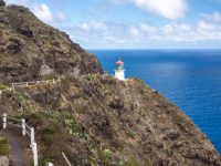 makapuu point lighthouse trail