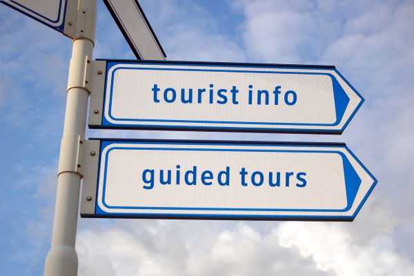 igns for tourist info and guided tours