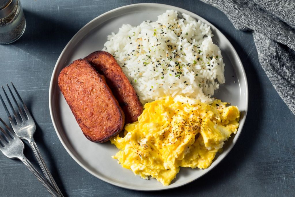Hawaiian breakfast of SPAM, eggs, and rice 